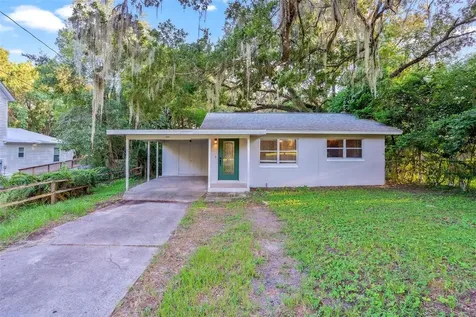 104 E Mcclendon Street Lady Lake FL 32159