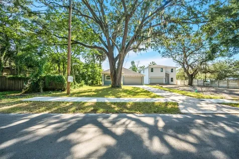 8705 N Tampa Street Tampa FL 33604