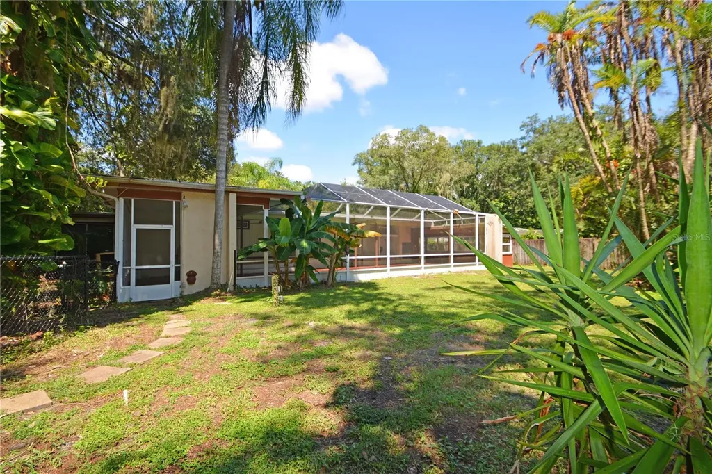 111 Oak Lee Drive Lutz FL 33548