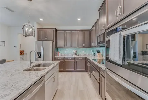 2894 Grand Kemerton Place Tampa FL 33618