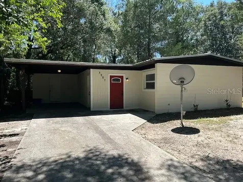 1907 NW 37th Boulevard Gainesville FL 32605