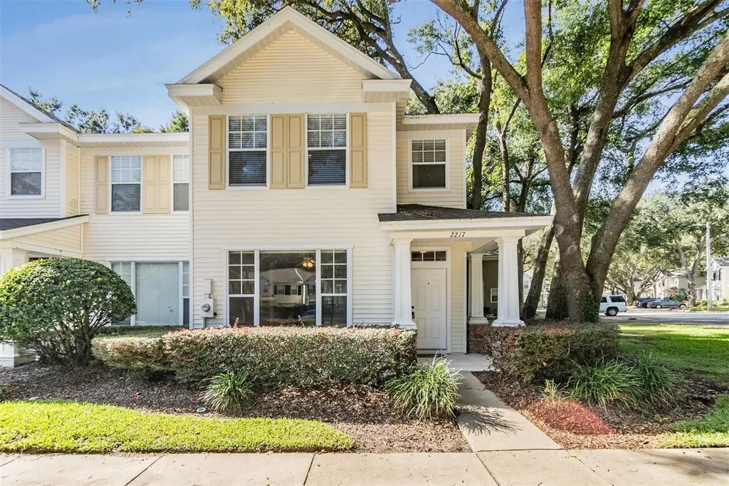 2217 Golden Oak Lane Valrico FL 33594