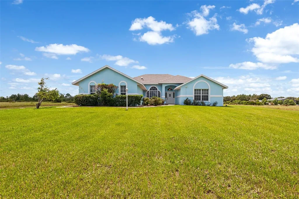 2611 W Shula Road Avon Park FL 33825