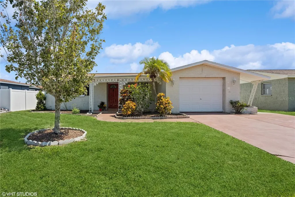 1814 Sprint Lane Holiday FL 34691