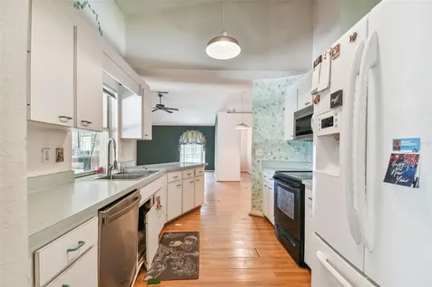 7257 Mauna Loa Boulevard Sarasota FL 34241