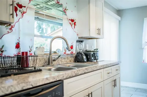 1885 W Oakwood Loop Bartow FL 33830