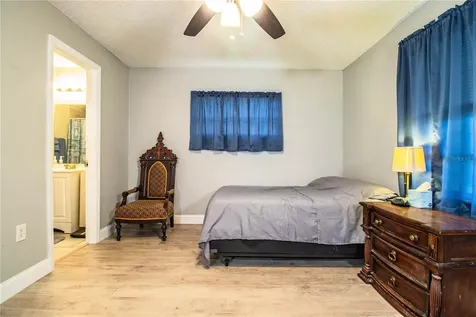 1885 W Oakwood Loop Bartow FL 33830