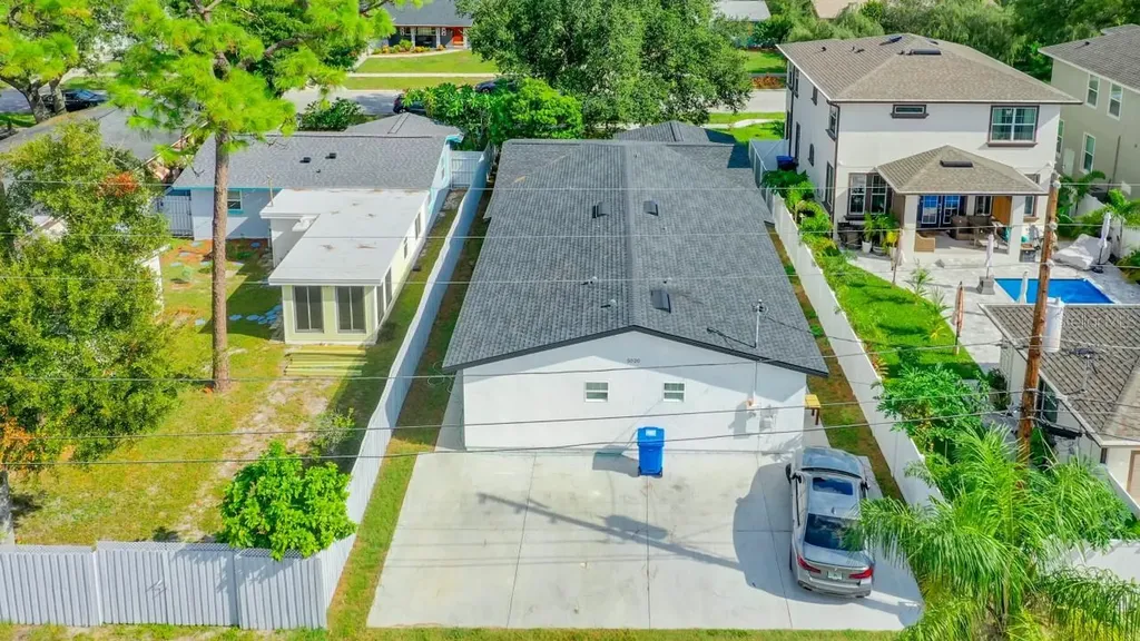 5022 10th Avenue N St Petersburg FL 33710