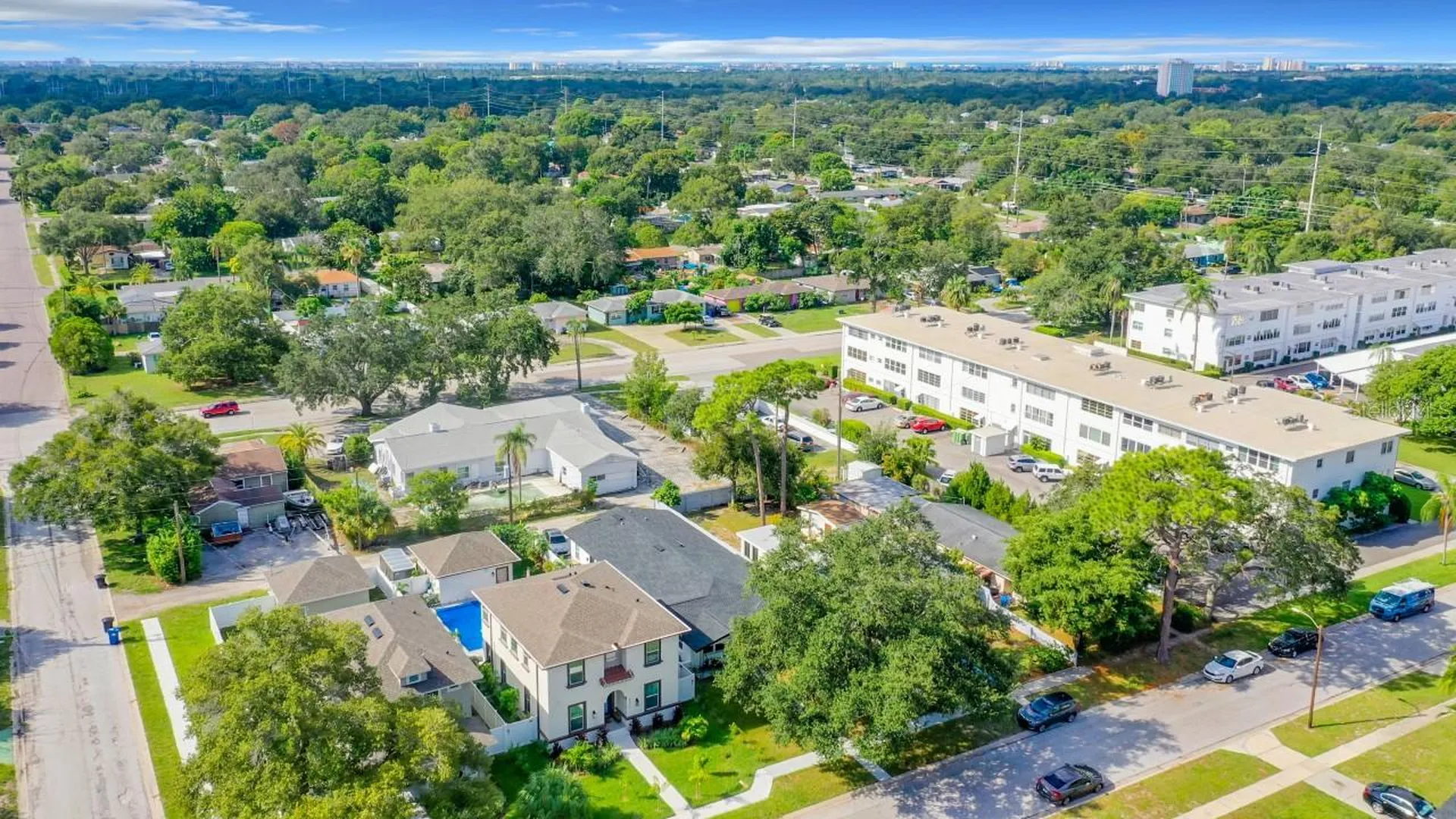 5022 10th Avenue N St Petersburg FL 33710