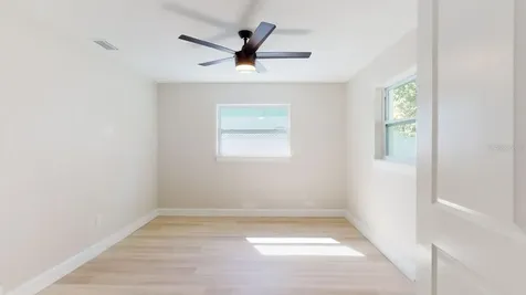5022 10th Avenue N St Petersburg FL 33710
