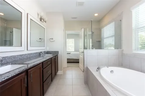 2915 1st Avenue S St Petersburg FL 33712