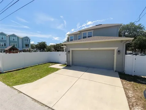 2915 1st Avenue S St Petersburg FL 33712