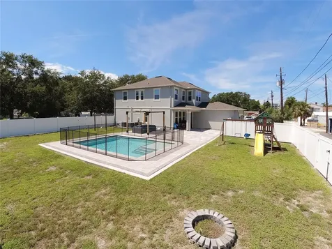 2915 1st Avenue S St Petersburg FL 33712