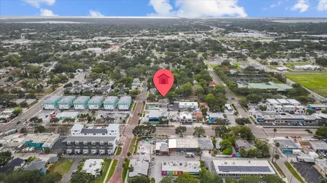 2915 1st Avenue S St Petersburg FL 33712