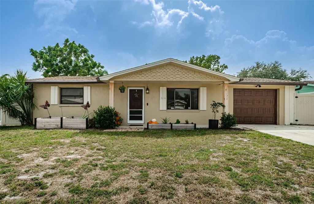 3034 Huntington Road Holiday FL 34691