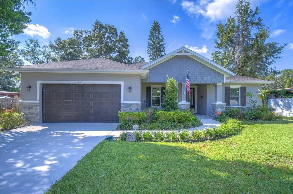 203 Linda Avenue Temple Terrace FL 33617