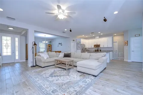 203 Linda Avenue Temple Terrace FL 33617
