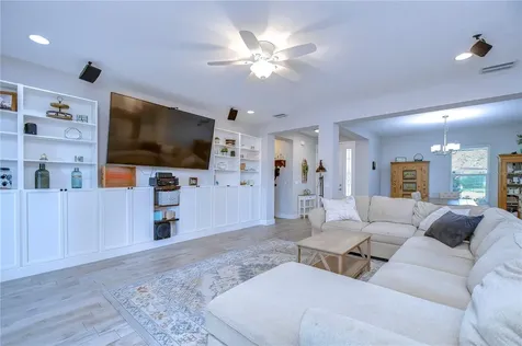 203 Linda Avenue Temple Terrace FL 33617