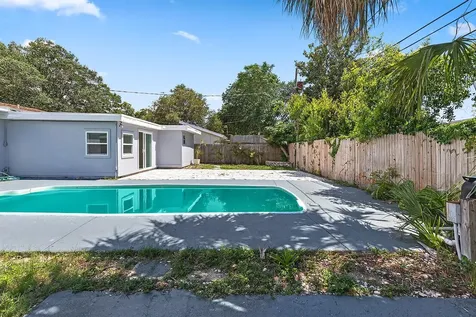 810 Helena Drive Largo FL 33770