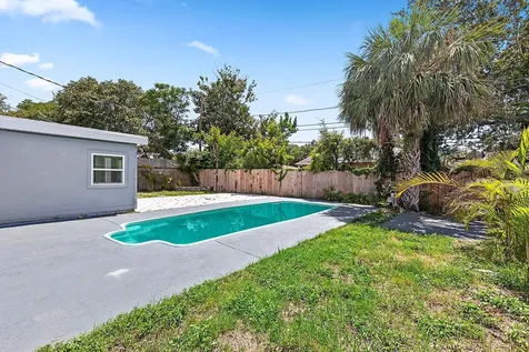 810 Helena Drive Largo FL 33770