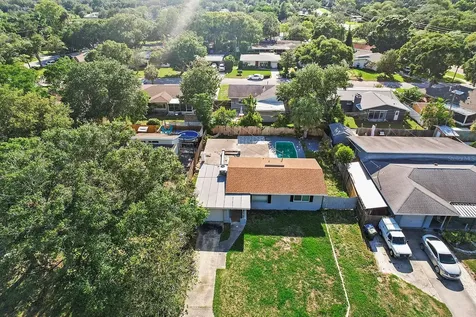 810 Helena Drive Largo FL 33770