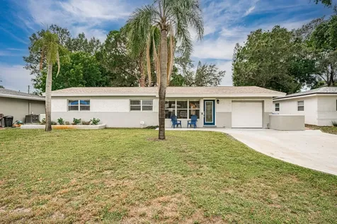 5960 41st Avenue N St Petersburg FL 33709