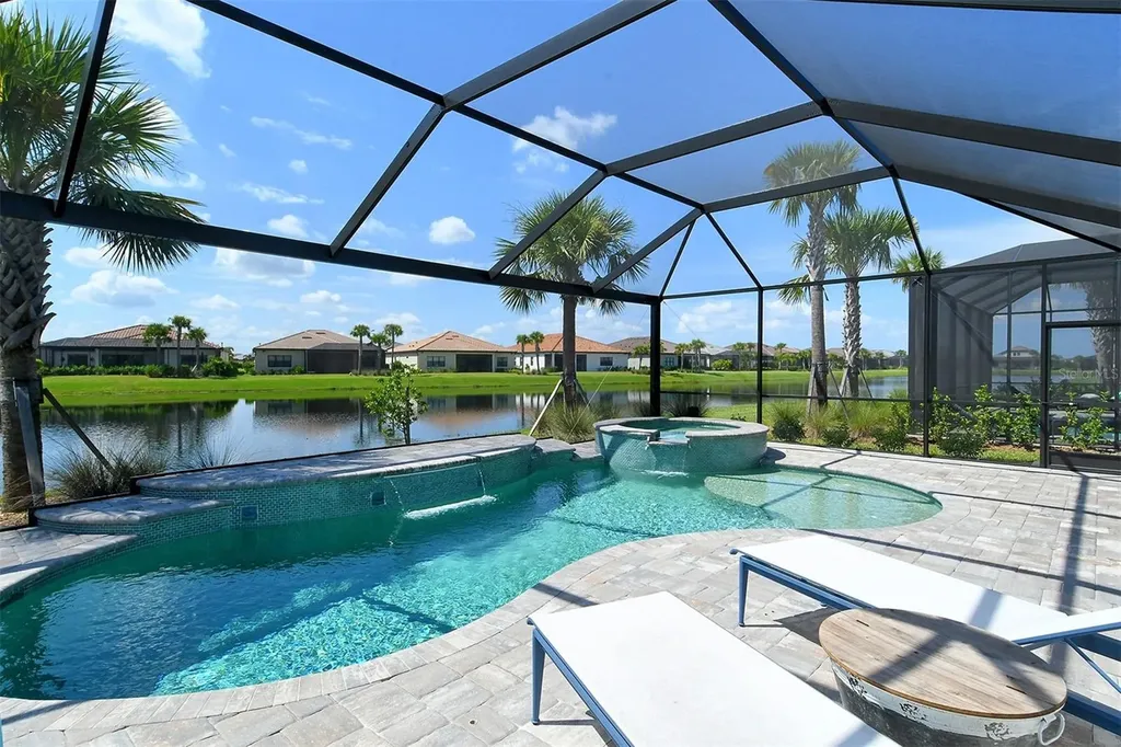 18114 Waterville Place Bradenton FL 34202