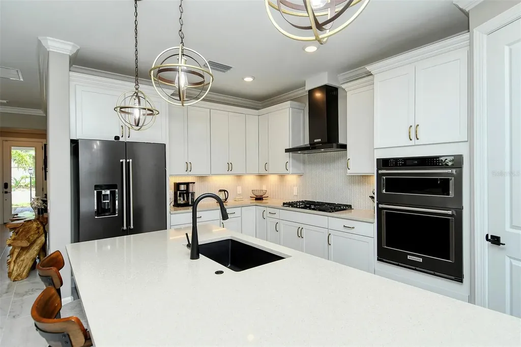 18114 Waterville Place Bradenton FL 34202