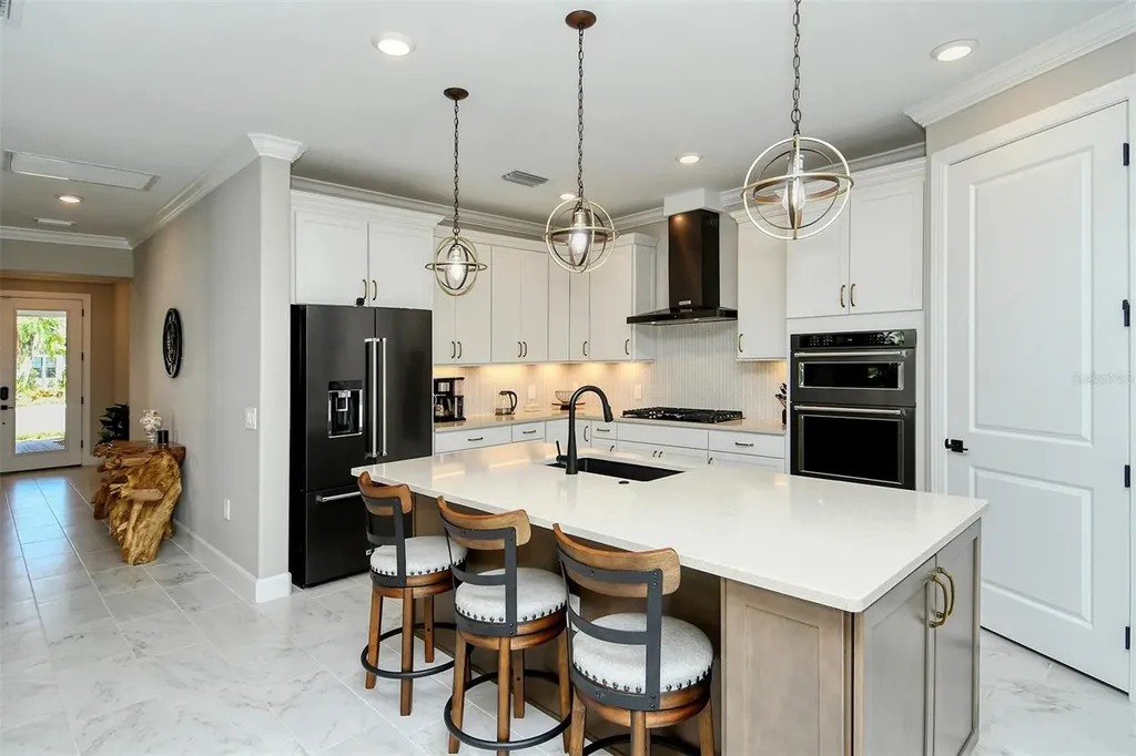 18114 Waterville Place Bradenton FL 34202