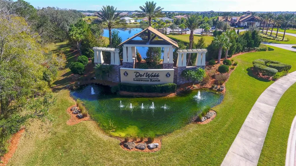 18114 Waterville Place Bradenton FL 34202