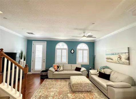 424 Regent Lane N St Petersburg FL 33701