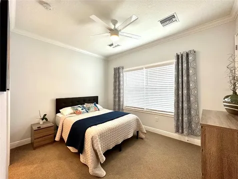 424 Regent Lane N St Petersburg FL 33701