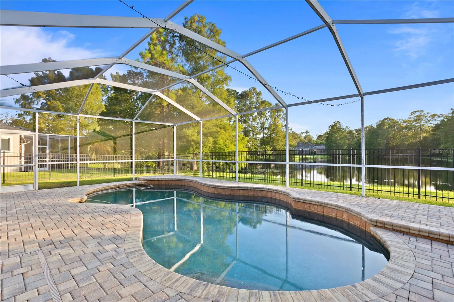 10750 Ayshire Drive Tampa FL 33626