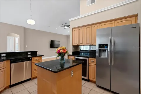 10750 Ayshire Drive Tampa FL 33626