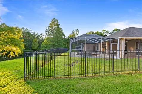 10750 Ayshire Drive Tampa FL 33626