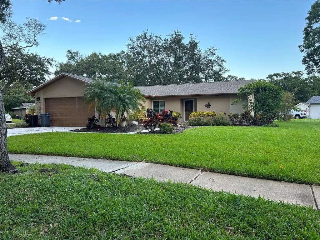 1454 Queen Anne Boulevard Palm Harbor FL 34684