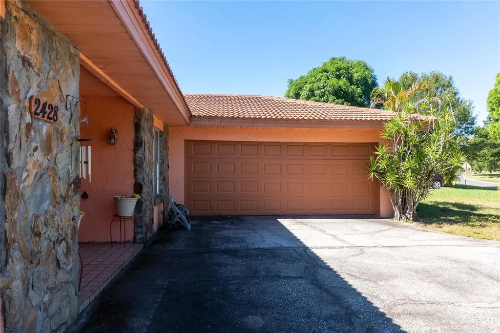 2428 Desoto Way S St Petersburg FL 33712