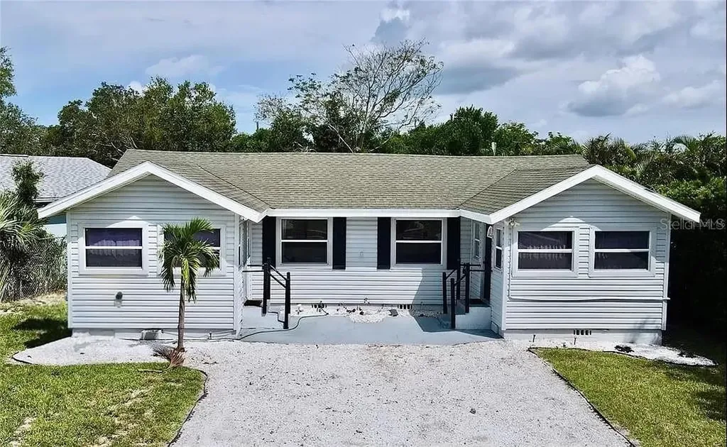 604 Mclennan Street Clearwater FL 33756