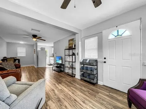 604 Mclennan Street Clearwater FL 33756