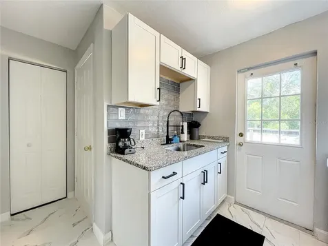 604 Mclennan Street Clearwater FL 33756