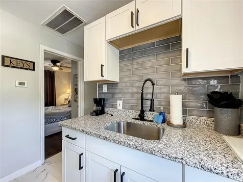 604 Mclennan Street Clearwater FL 33756