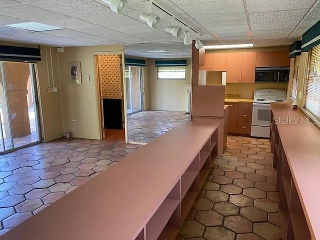 4715 7th Avenue W Bradenton FL 34209