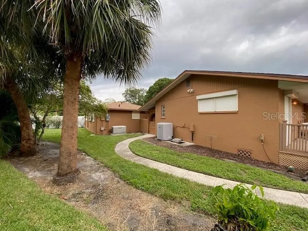 4715 7th Avenue W Bradenton FL 34209