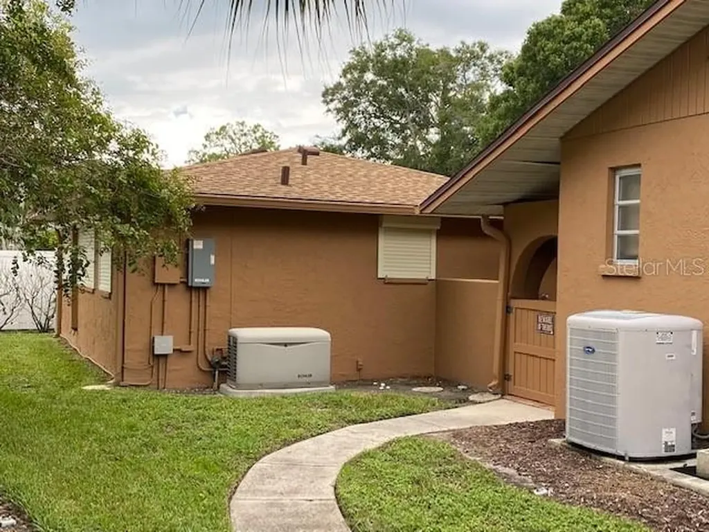 4715 7th Avenue W Bradenton FL 34209