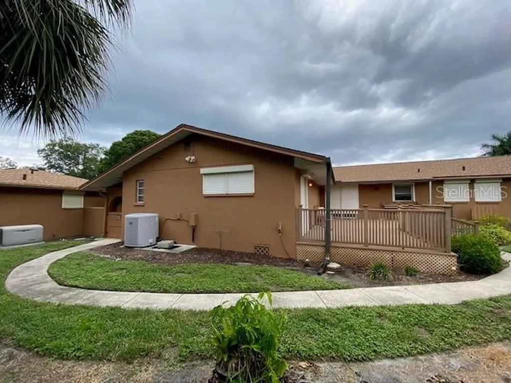 4715 7th Avenue W Bradenton FL 34209