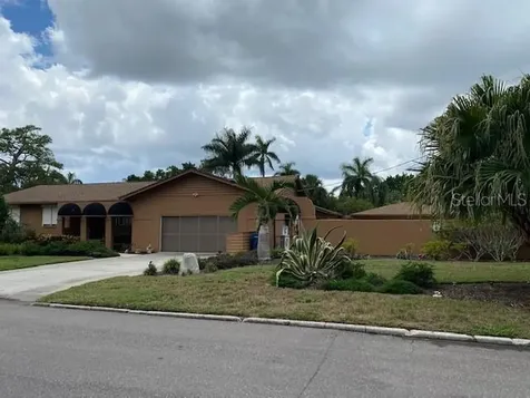 4715 7TH Avenue W Bradenton FL 34209