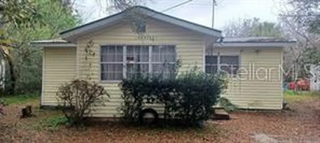 13521 SE 168th Place Weirsdale FL 32195
