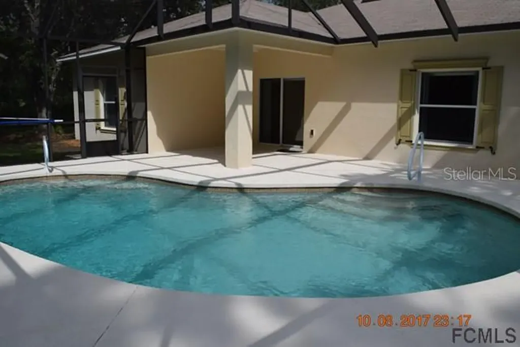 24 Poplar Drive Palm Coast FL 32164