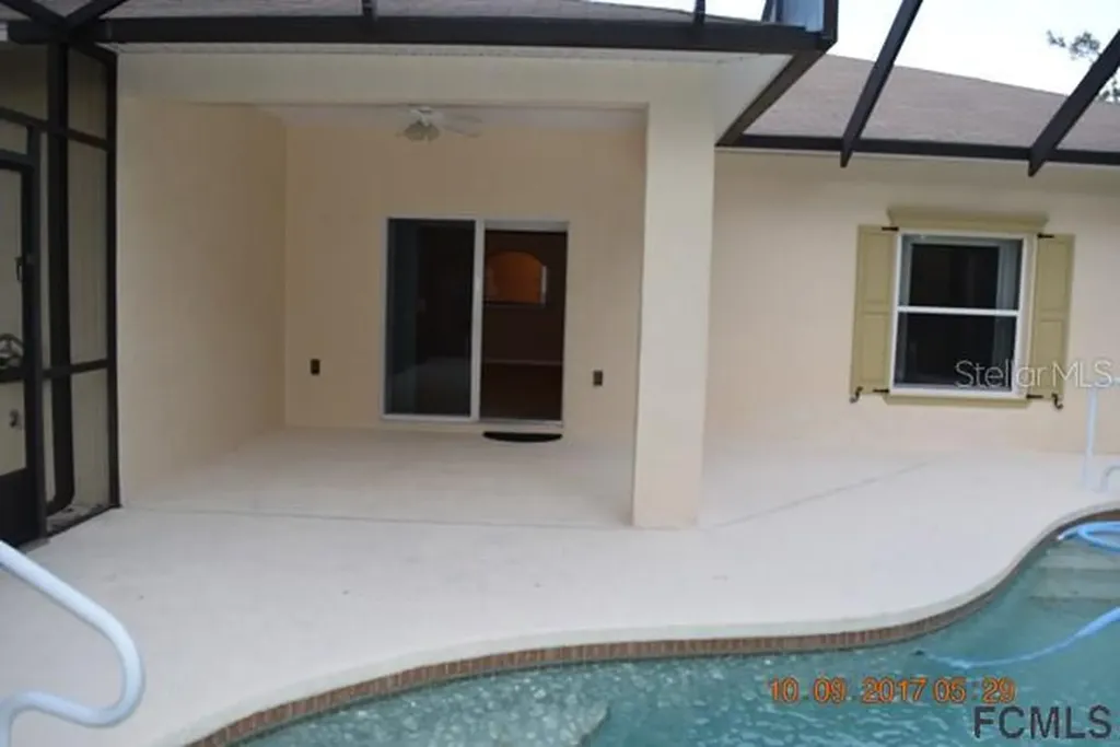 24 Poplar Drive Palm Coast FL 32164