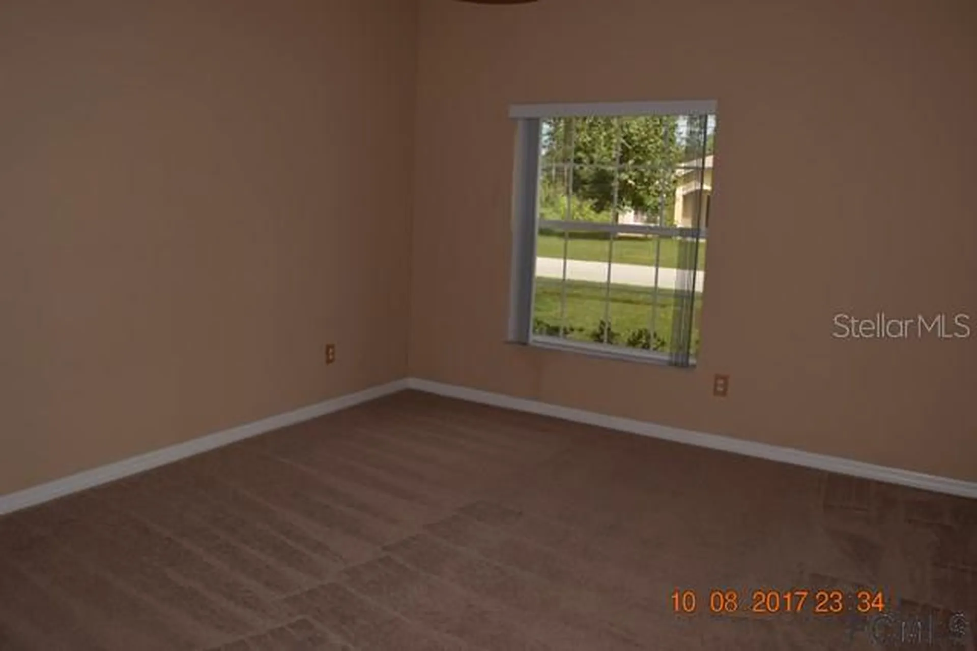 24 Poplar Drive Palm Coast FL 32164
